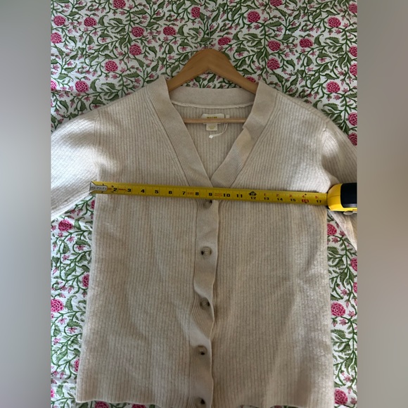 Maeve by Anthropologie 100% Cashmere Cream Colored Cropped Cardigan - Picture 8 of 10